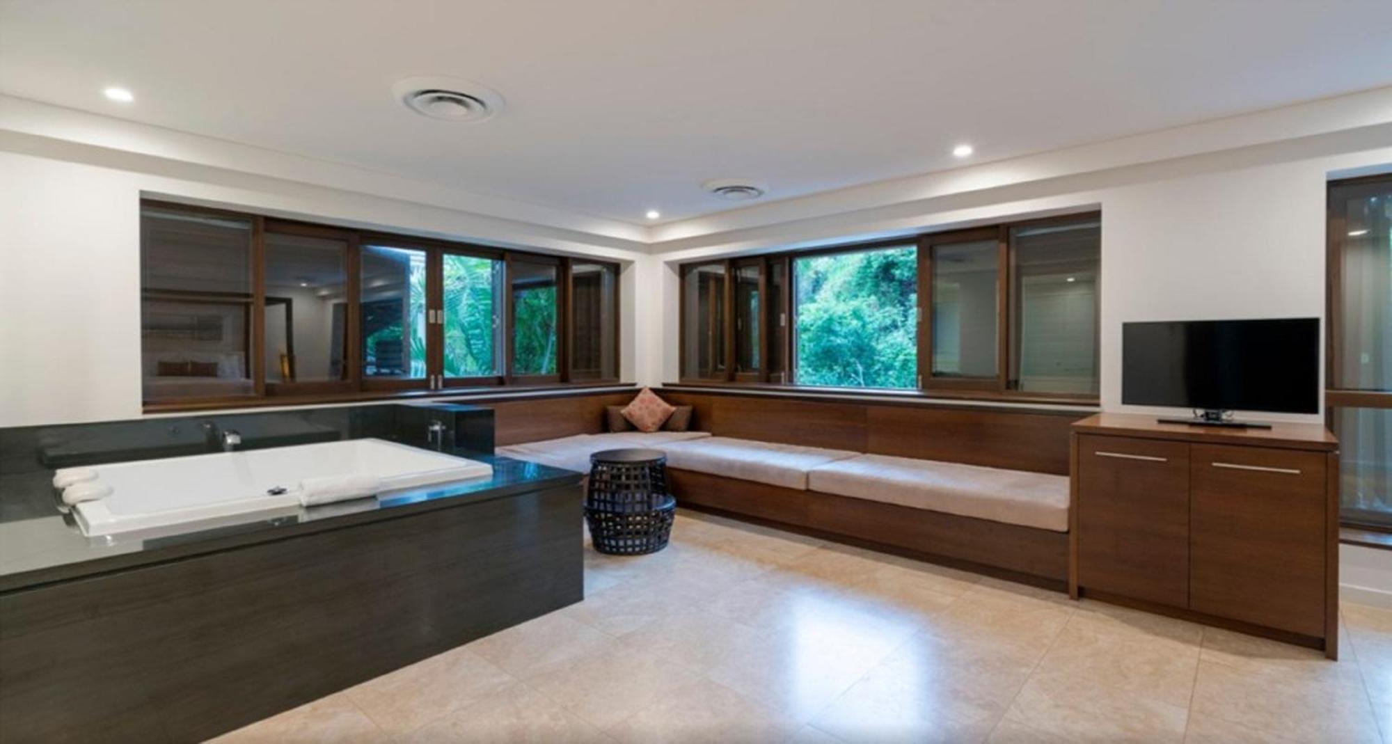 Luxury Apartments At Temple Resort And Spa Port Douglas Pokoj fotografie